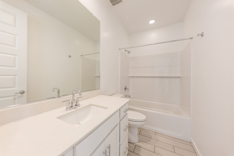 2,280/Mo, 16378 W Weeping Willow Rd Surprise, AZ 85387 Bathroom View