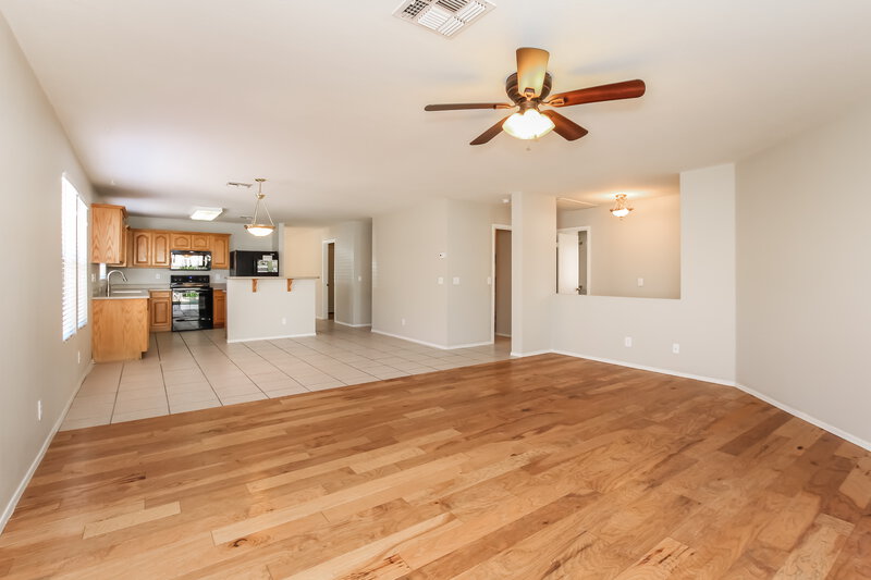 2,525/Mo, 10522 W Via del Sol Peoria, AZ 85383 Family Room View 2