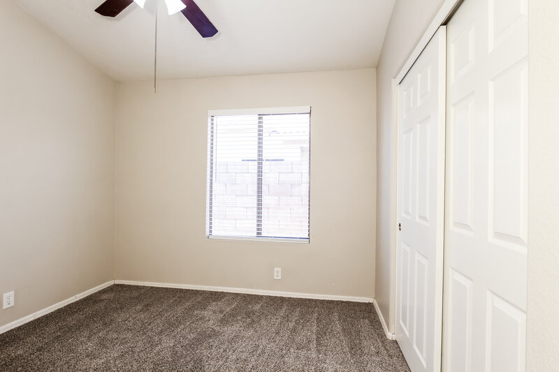 2,050/Mo, 3319 W Louise Dr Phoenix, AZ 85027 Bedroom View