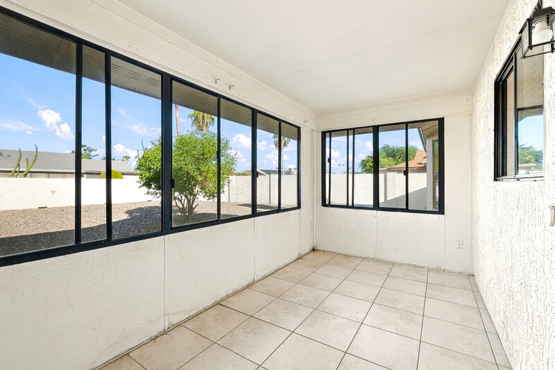 1,680/Mo, 17614 N 133rd Dr Sun City West, AZ 85375 Screen Porch View