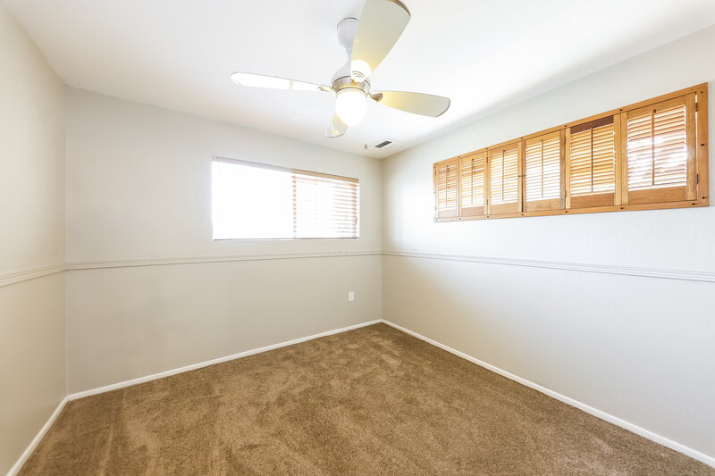 2,285/Mo, 3723 E Edna Ave Phoenix, AZ 85032 Bedroom View 2