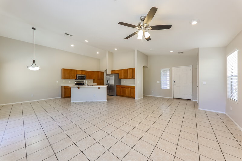 2,115/Mo, 9166 W Melinda Ln Peoria, AZ 85382 Living Room View 2
