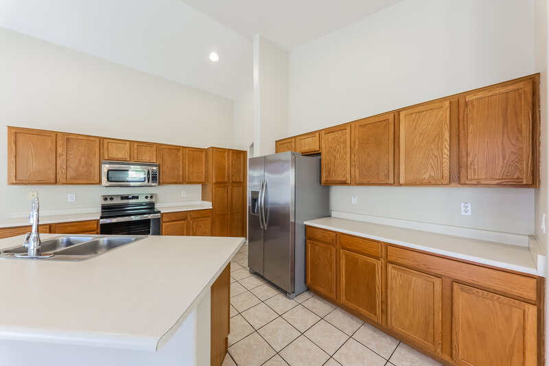 2,115/Mo, 9166 W Melinda Ln Peoria, AZ 85382 Kitchen View 2
