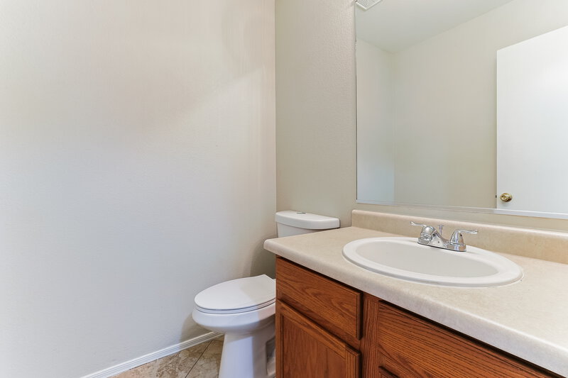 2,065/Mo, 2293 E Peach Tree Dr Chandler, AZ 85249 Bathroom View