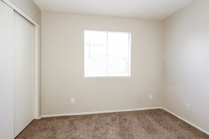 1,950/Mo, 630 E Jensen St Unit 114 Mesa, AZ 85203 Bedroom View