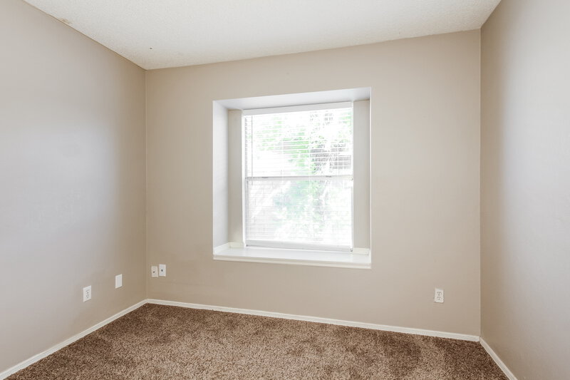 1,950/Mo, 630 E Jensen St Unit 114 Mesa, AZ 85203 Bedroom View 3