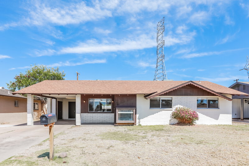 2,325/Mo, 1544 E Clover Mesa, AZ 85203 External View