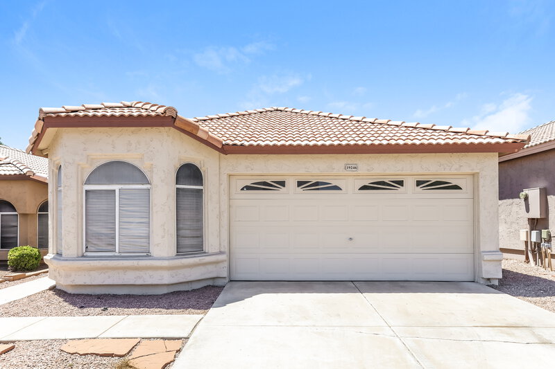 2,620/Mo, 19246 N 31st St Phoenix, AZ 85050 External View
