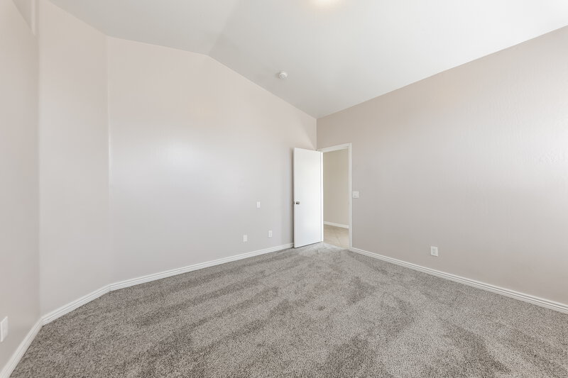 2,620/Mo, 19246 N 31st St Phoenix, AZ 85050 Main Bedroom View