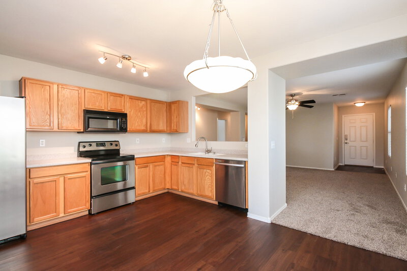 2,155/Mo, 2316 E Peach Tree Dr Chandler, AZ 85249 Dining Room View 2