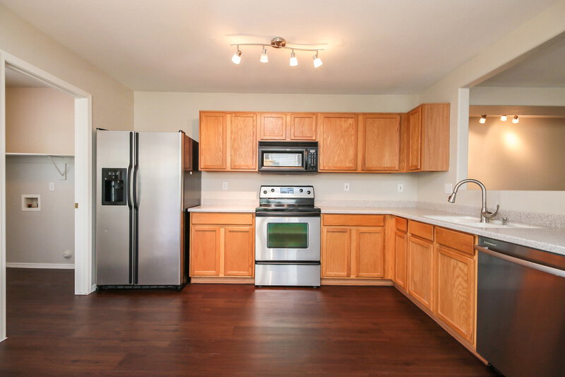 2,155/Mo, 2316 E Peach Tree Dr Chandler, AZ 85249 Kitchen View
