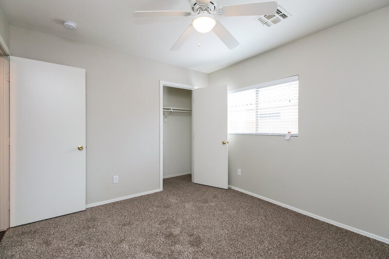 2,155/Mo, 2316 E Peach Tree Dr Chandler, AZ 85249 Bedroom View 2