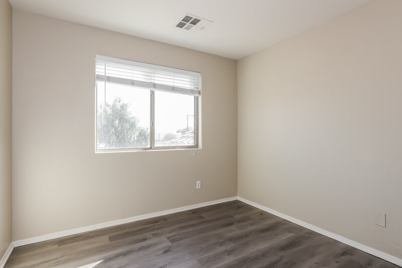 2,080/Mo, 960 N 168th Dr Goodyear, AZ 85338 Bedroom View 3