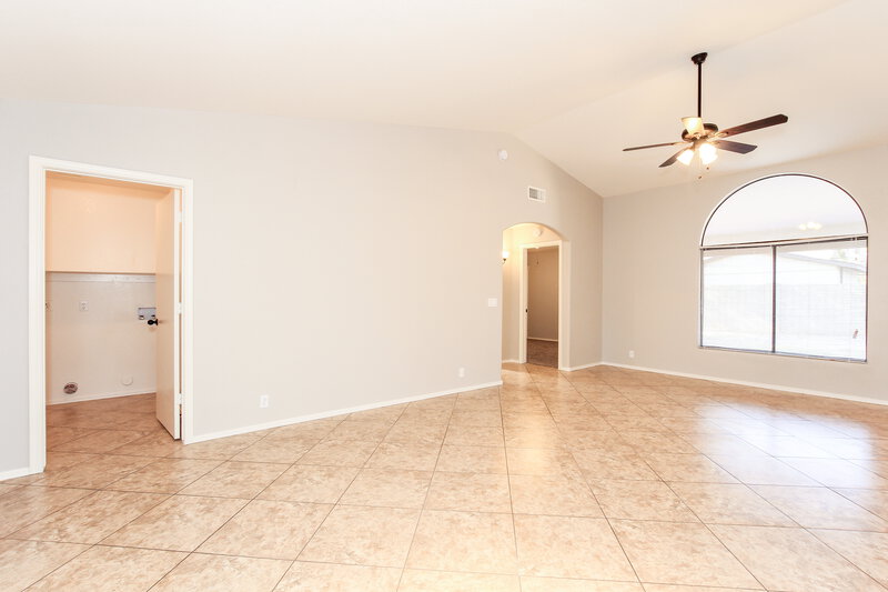 1,890/Mo, 7384 W Colter St Glendale, AZ 85303 Misc View