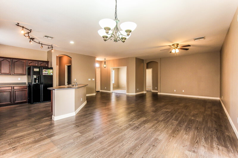2,300/Mo, 14133 W Crocus Dr Surprise, AZ 85379 Dining Room View