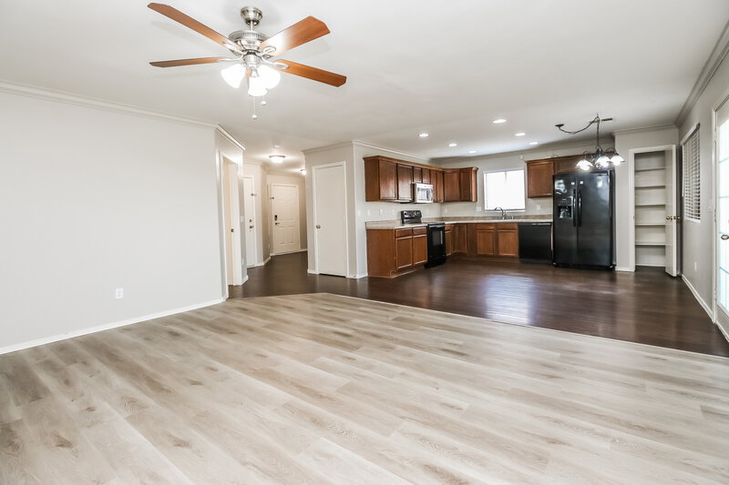 2,505/Mo, 452 S Sabrina Mesa, AZ 85208 Living Room View 3