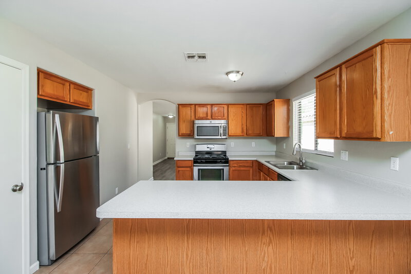 2,220/Mo, 11026 E Delta Ave Mesa, AZ 85208 Kitchen View 2