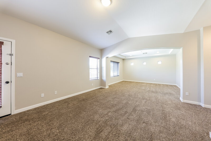 3,190/Mo, 2120 W Eagle Feather Rd Phoenix, AZ 85085 Misc View 11