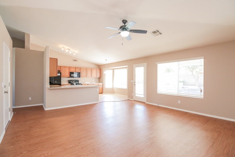 1,960/Mo, 3591 E Magnus Dr San Tan Valley, AZ 85140 Living Room View 2