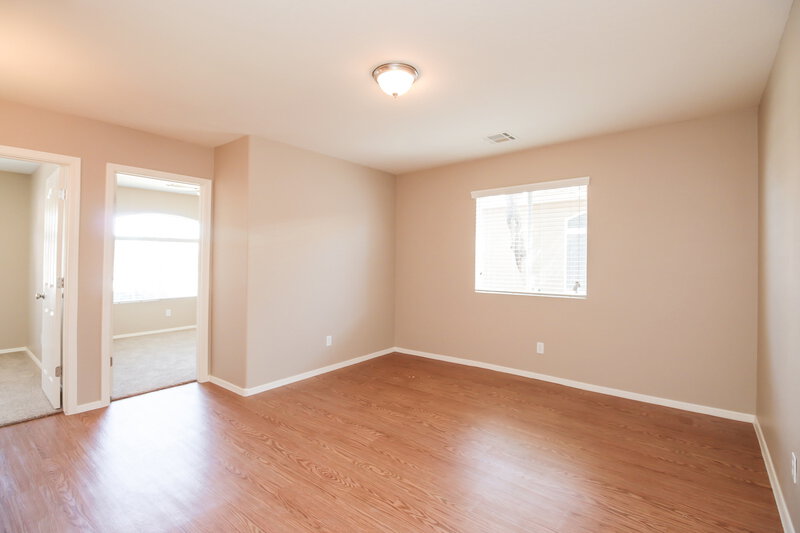 1,960/Mo, 3591 E Magnus Dr San Tan Valley, AZ 85140 Bedroom View