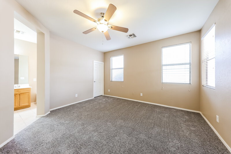 2,050/Mo, 26330 N 68th Dr Peoria, AZ 85383 Main Bedroom View