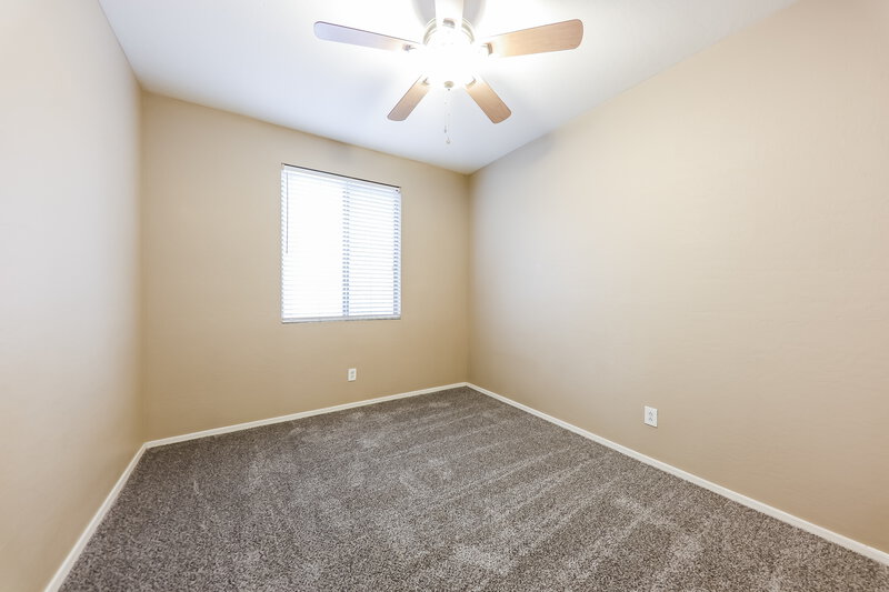 2,050/Mo, 26330 N 68th Dr Peoria, AZ 85383 Bedroom View 2