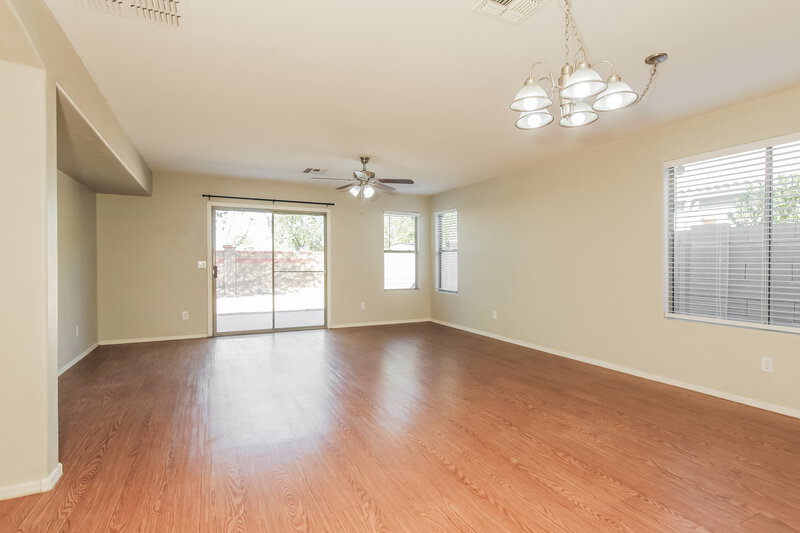 1,980/Mo, 372 S 151st Ave Goodyear, AZ 85338 Dining Room View
