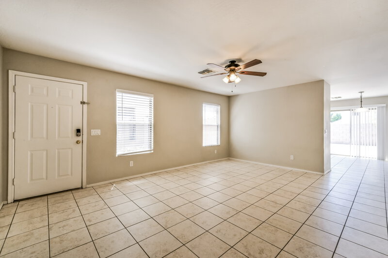 1,930/Mo, 10849 E Carol Ave Mesa, AZ 85208 Living Room View