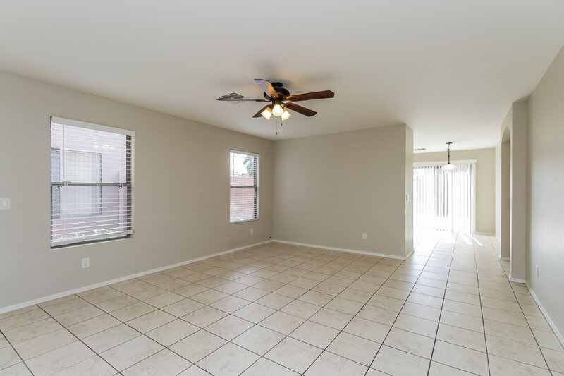 2,090/Mo, 10849 E Carol Ave Mesa, AZ 85208 Living Room View 2