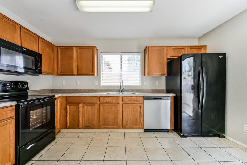 1,930/Mo, 10849 E Carol Ave Mesa, AZ 85208 Kitchen View