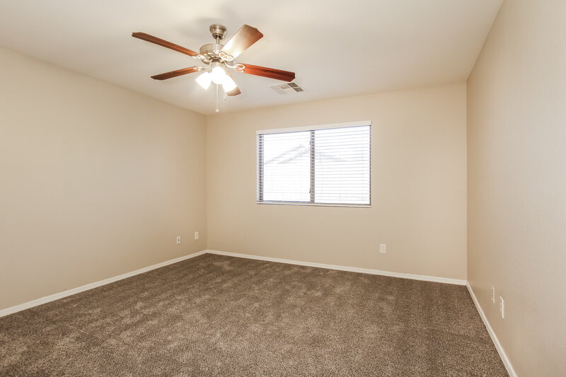 1,950/Mo, 17266 W Durango St Goodyear, AZ 85338 Main Bedroom View