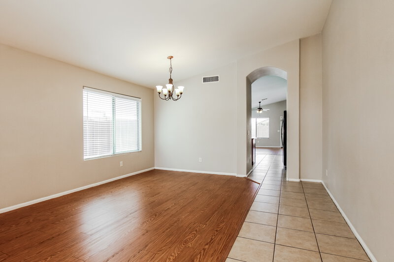 2,730/Mo, 15871 W Linden St Goodyear, AZ 85338 Living Room View