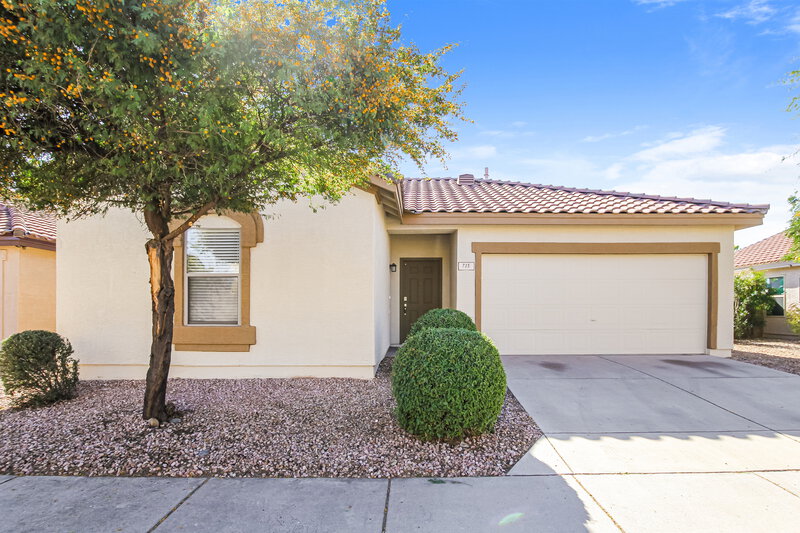 1,940/Mo, 735 E Michigan Ave Phoenix, AZ 85022 External View