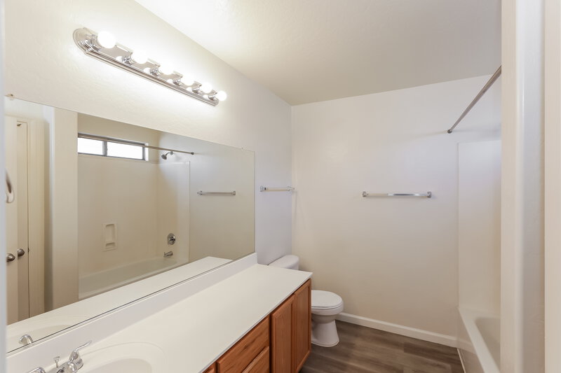 1,875/Mo, 12741 W Sweetwater Ave El Mirage, AZ 85335 Main Bathroom View