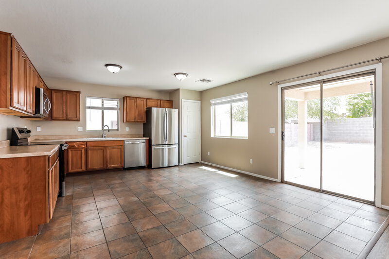 2,185/Mo, 3855 W Belle Ave San Tan Valley, AZ 85144 Dining Room View