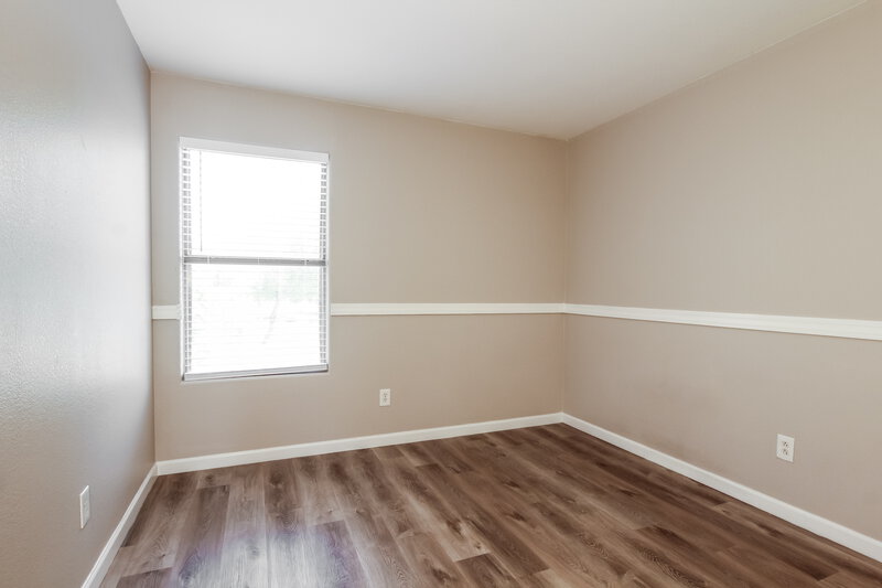 2,110/Mo, 2609 N 128th Dr Avondale, AZ 85392 Bedroom View 2