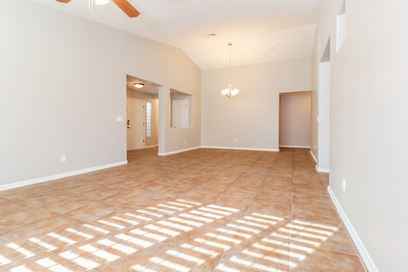 2,250/Mo, 25644 W Magnolia St Buckeye, AZ 85326 Living Room View