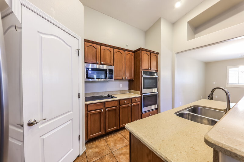 2,060/Mo, 25644 W Magnolia St Buckeye, AZ 85326 Kitchen View 2