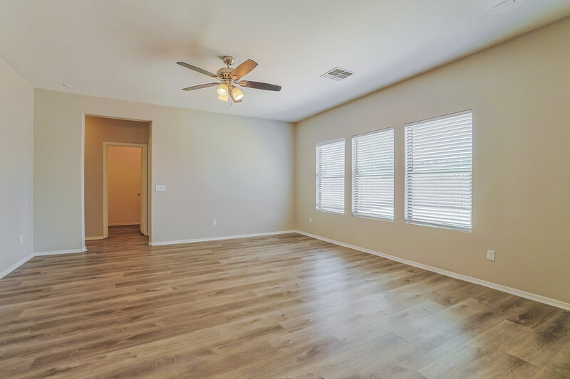 2,510/Mo, 2445 W Spencer Run Phoenix, AZ 85041 Living Room View
