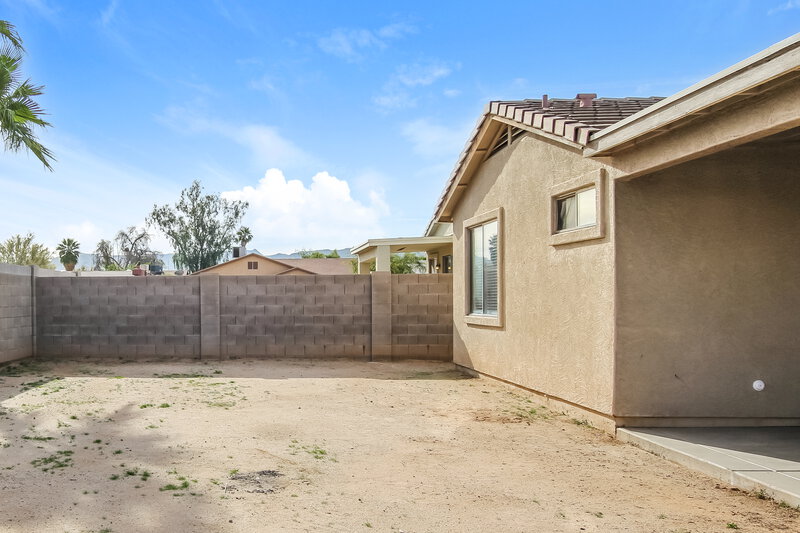 1,950/Mo, 6639 S 17th Ave Phoenix, AZ 85041 Rear View