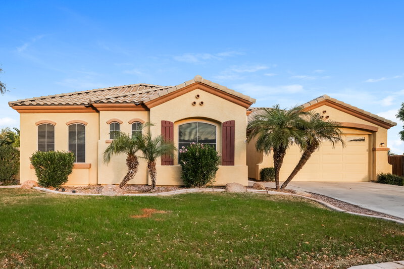 0/Mo, 4626 S Marble St Gilbert, AZ 85297 External View