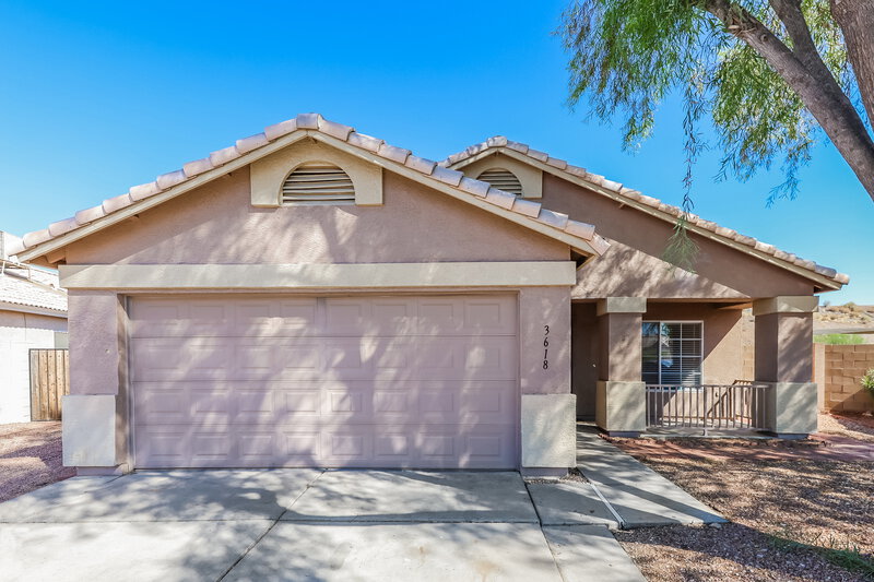 2,050/Mo, 3618 W Tina Ln Glendale, AZ 85310 External View