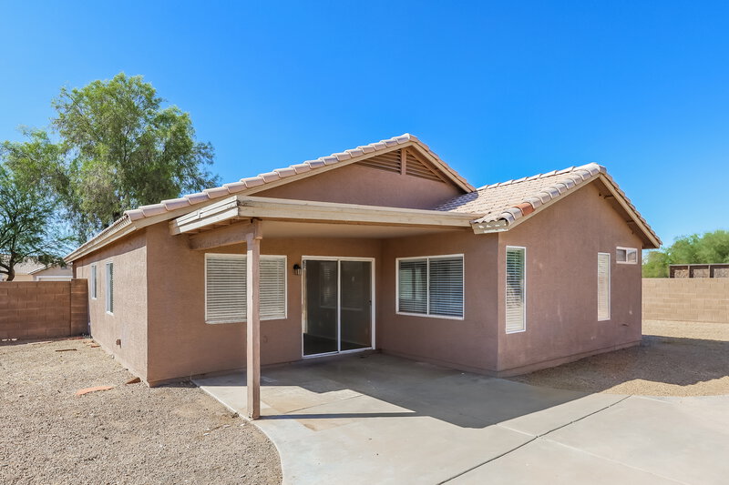 2,050/Mo, 3618 W Tina Ln Glendale, AZ 85310 Rear View