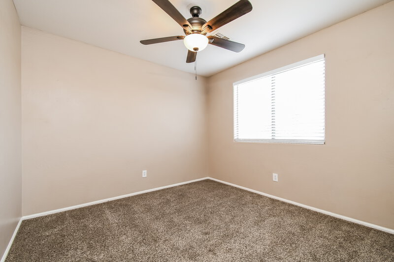 2,080/Mo, 1435 E Pryor Rd San Tan Valley, AZ 85140 Bedroom View