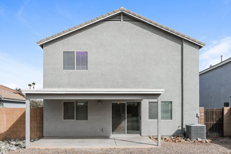 2,080/Mo, 1435 E Pryor Rd San Tan Valley, AZ 85140 Rear View