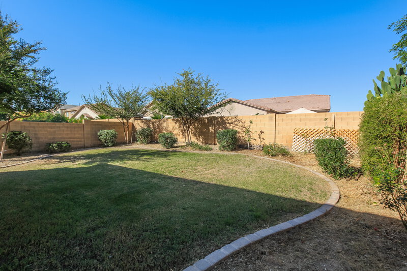 2,575/Mo, 18546 W Sunnyslope Ln Waddell, AZ 85355 Exterior View