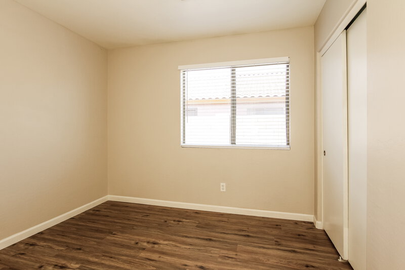 1,985/Mo, 6426 W Watkins St Phoenix, AZ 85043 Bedroom View 2