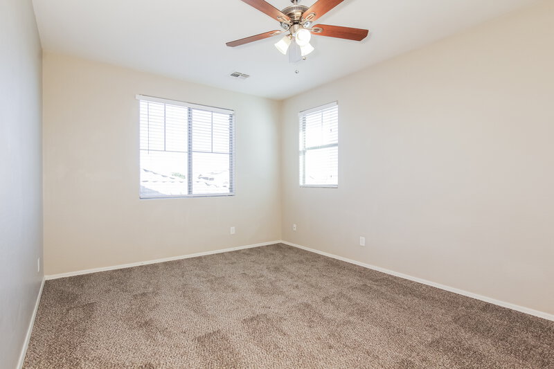 2,730/Mo, 22728 N 120th Ln Sun City, AZ 85373 Bedroom View 3