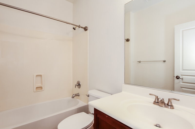 2,730/Mo, 22728 N 120th Ln Sun City, AZ 85373 Bathroom View 2