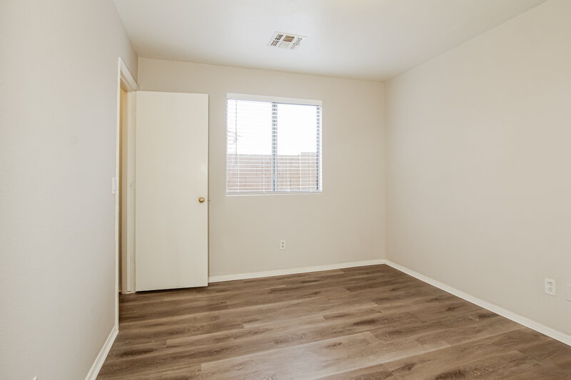 2,365/Mo, 16206 N 162nd Dr Surprise, AZ 85374 Bedroom View 3